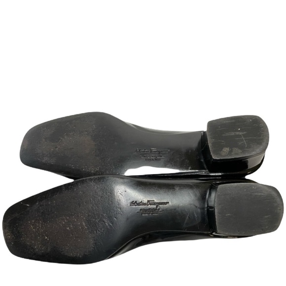 Salvador Ferragamo patent crisscross flats 7.5 B - Picture 6 of 7